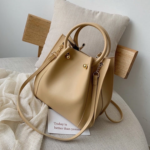 Astrid Bucket Bag
